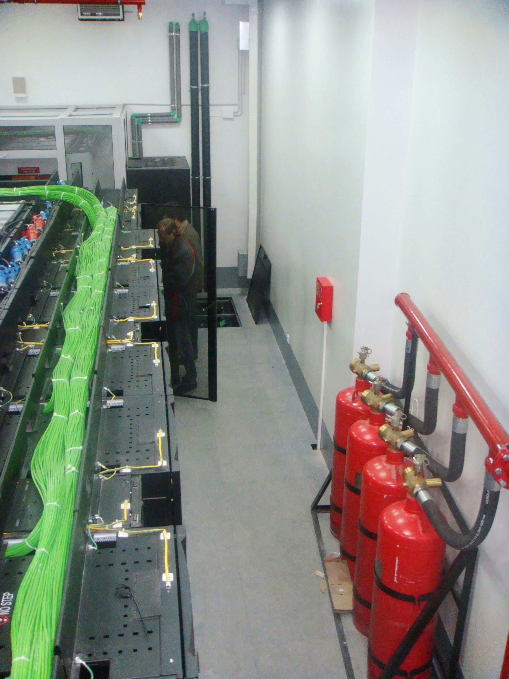 кабельные органайзеры